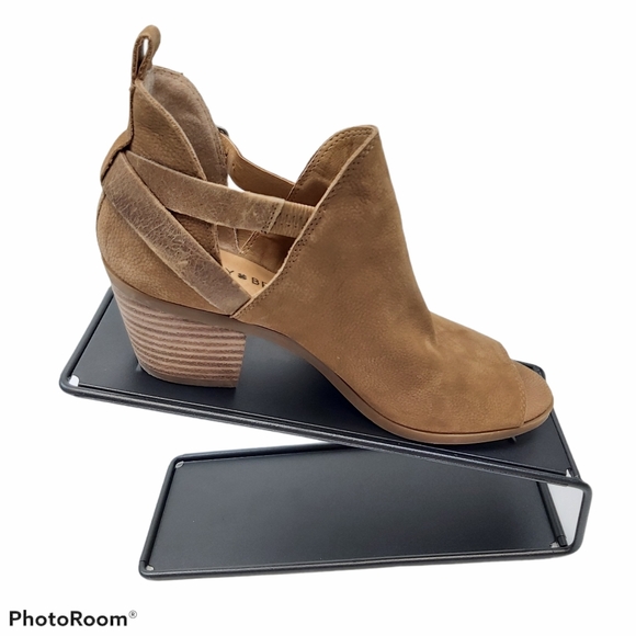 Lucky Brand Banu Peep Toe Buckle Ankle Bootie 6.5 - Picture 10 of 10